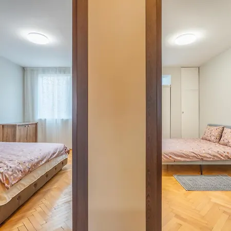 Pirotska 2-bedroom 100m2 In Center * Sofia