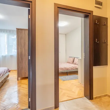 Apartment Pirotska 2-bedroom 100m2 In Center Sofia